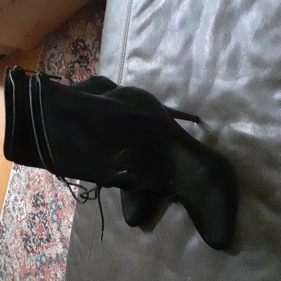 Christian Louboutin Boots - Picture 2 of 8